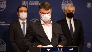 Návrh verejného obstarávania z dielne vicepremiéra Štefana Holého čelí ostrej kritike