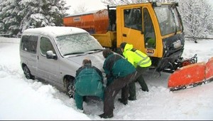 Nielen sneh robí problémy... Ale aj arogantní vodiči!