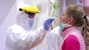 Keď sa opozícia nezobudí, Matovičov dar využije Pellegrini