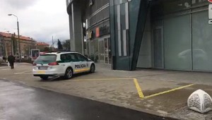 V bratislavskom nákupnom stredisku nahlásili bombu