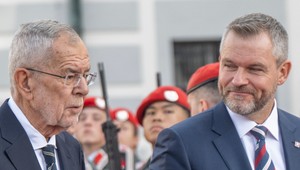 Pellegrini a Van der Bellen ocenili dobré vzťahy a pokračovanie spolupráce. Diskutovali aj o EÚ