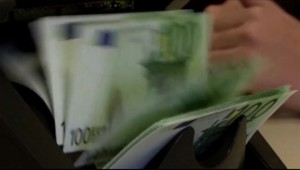 Ceny ropy sú ako na hojdačke. Keby sme ju prestali používať, posunuli by sme sa v čase o asi 150 rokov späť