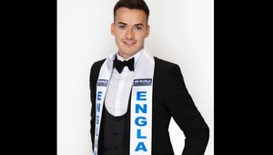 Najkrajším mužom sveta sa stal britský vedec s IQ 181