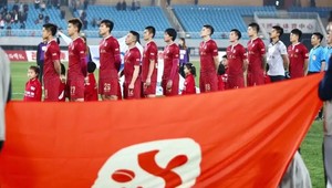 Bohatý majiteľ pretlačil do zostavy 126-kilogramového syna