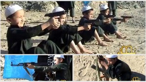 Malí zabijaci. Takto učí deti (5) Al-Kájda zabíjať