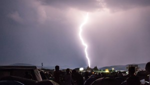Mladého talentovaného futbalistu zabil úder blesku