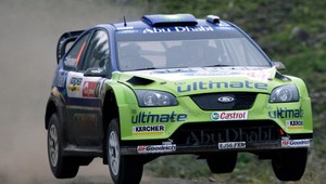 Na čele Hirvonen, Grönholm havaroval