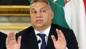 Viktor Orbán chce, aby si migrantov rozdelil celý svet