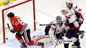 NHL: Tri asistencie Slovákov, Čajkovský (21) sa opäť pobil