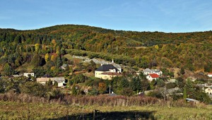 Starosta Žipova má problém. Sedí na dvoch stoličkách