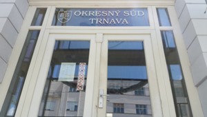 Súd rozhodol o väzbe pre Ľudovíta K., ktorý je obvinený z dobodania manželky