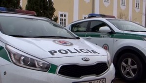 Policajta, ktorý pri naháňačke zastrelil Tomáša, obvinili