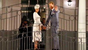 Harry a Meghan sa presunuli na Fidži, vojvodkyňa ukázala bruško