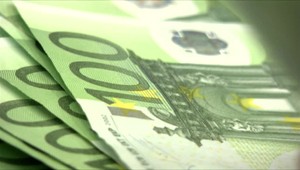 O mladomanželské pôžičky je pre prísne pravidlá minimálny záujem. Poslanci preto chystajú zmenu