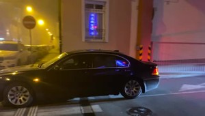 Tajné stretnutie koaličných lídrov. Napriek prísnemu zákazu návštev v nemocniciach išli za Kollárom