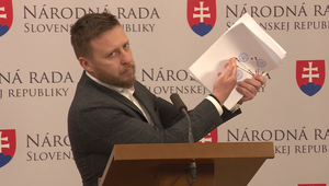 PS vyzýva ministrov Hlasu, aby navrhli odvolať splnomocnenca vlády Kotlára