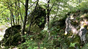 V Strečne vyhlásili mimoriadnu situáciu. Narušený skalný masív môže kedykoľvek spadnúť