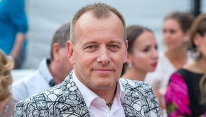 Kollár opäť šokoval výberom partnerky na Ples v opere