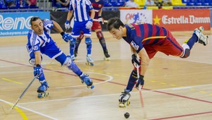 Toto ste asi ešte nevideli! FC Barcelona a roller hokej! Úžasný gól!