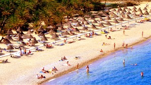 Turizmus v Grécku. Reči o nepokojoch v destináciách neplatia