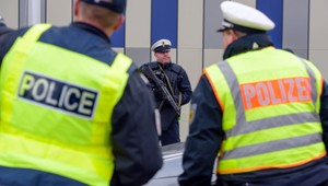 Polícia zadržala sedem ľudí v Nemecku v súvislosti s útokmi v Paríži