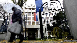 Falošný diplomat. Namiesto väzby chcel wellness hotel