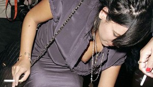 Lily Allen opäť ukázala prsia