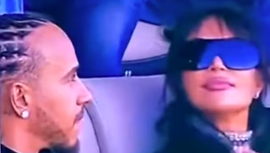 Tajné rande na Super Bowle? Kamery odhalili Kardashianku s Hamiltonom!