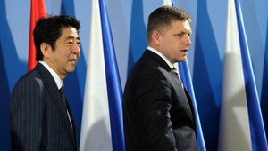 V4 vo Varšave. Japonské investície prídu na Slovensku