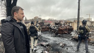 ONLINE: Putin je krutá bytosť. Fico a Pellegrini sa správajú ako ruskí agenti, hovorí Heger