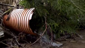 Turistov v Bachledke šokoval zápach výkalov. Vytekajú priamo do potoka