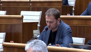 Dohady o veku odchodu do dôchodku sa končia. Matovič má ale pripomienky