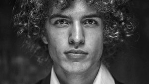 Fenomenálny virtuóz Dávid Bílek čaruje s gitarou