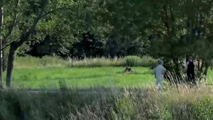 Záhadná smrť staršej ženy. Išla sa opaľovať k rieke, no domov sa už nevrátila