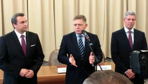 Koaliční lídri: Chceme sa ľuďom pozrieť do očí, platy si zvýšime symbolicky