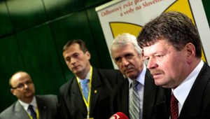 Školstvo dostane menej. Sme proti, odkazujú vláde odborári