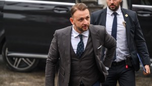 Šutaj Eštok a 90-tisíc pre čurillovcov: Okresný súd zamietol návrh na zastavenie exekúcie