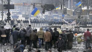 Ukrajina je na pokraji občianskej vojny, myslí si exprezident