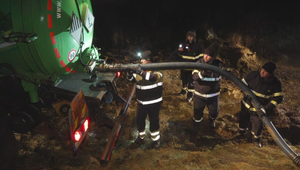 Hrozba pri Ondave: Odkalisko po Bukóze plní dážď, hasiči čerpali vodu celú noc