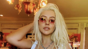 To snáď nie je možné: Christina Aguilera sa vyzliekla úplne do naha!
