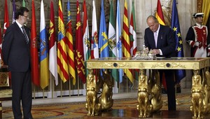 Koniec monarchie?! Obrovský škandál možno ukončí stáročia panovania kráľov!