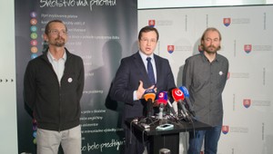 Zastrašujú nás, tvrdia štrajkujúci učitelia