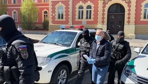 Špecializovaný trestný súd rozhodol. Kajetána Kičuru poslal do väzby