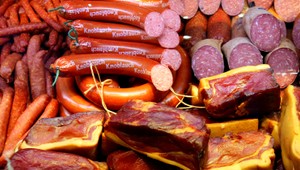 V slanine zistili listériu, sťahujú ju z trhu