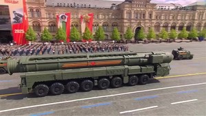 Duleba: Oslavy v Moskve sú rituálom na podporu Putinovho režimu