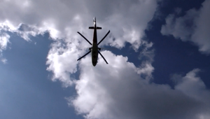 Obyvatelia z Topoľovky sa sťažujú na záhadné prelety vrtuľníkov. Vzdušné sily ale o ničom nevedia