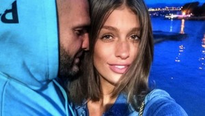 Jasmine sa vysmievajú skalní fanúšikovia. Riešením je nezdieľať osobný život