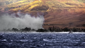 Biden pre požiare vyhlásil na Havaji stav katastrofy, pokračujú evakuácie