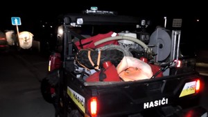 Muž viackrát spadol do rieky. Po poslednom páde sa nevynoril