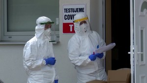 ONLINE: S pilotným testovaním na Orave a v Bardejove bol premiér mimoriadne spokojný